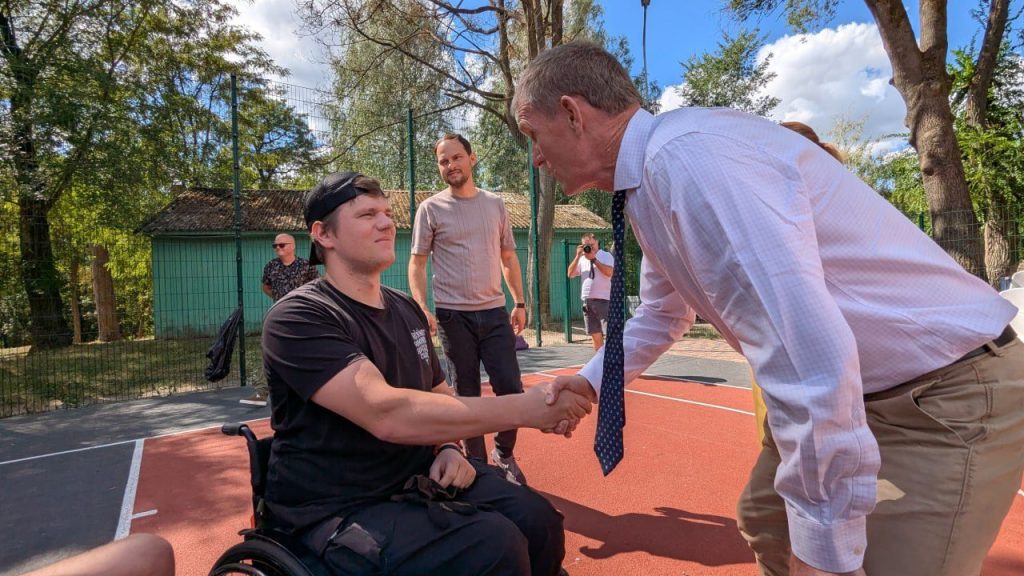 Візит делегації Invictus Foundation: зустріч із баскетболістами